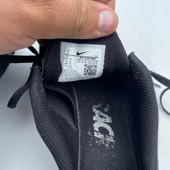 Nike Racing Track Cleats - Picture 10 of 11